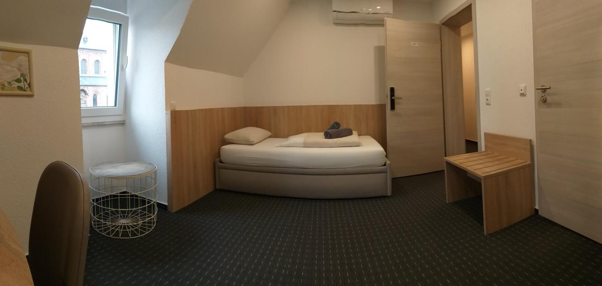 Hotel Kriemhilde Worms Cameră foto